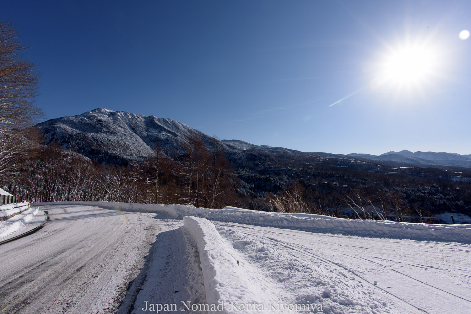 北八ヶ岳 蓼科山 雪山登山 広い山頂から八ヶ岳を眺める厳冬期百名山 Japan Nomad