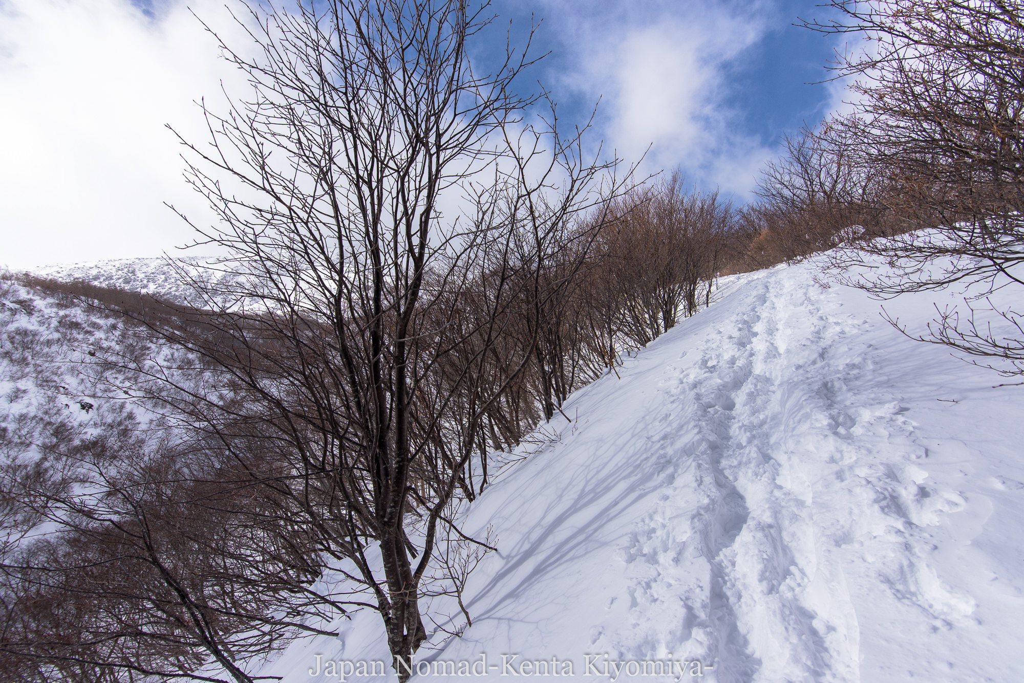 那須連山 茶臼岳 雪山登山 厳冬期 日帰り 那須冬の風物詩 強風 を越えて Japan Nomad